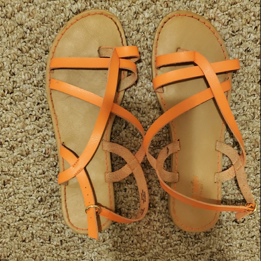 Old Navy Coral Flat Sandals